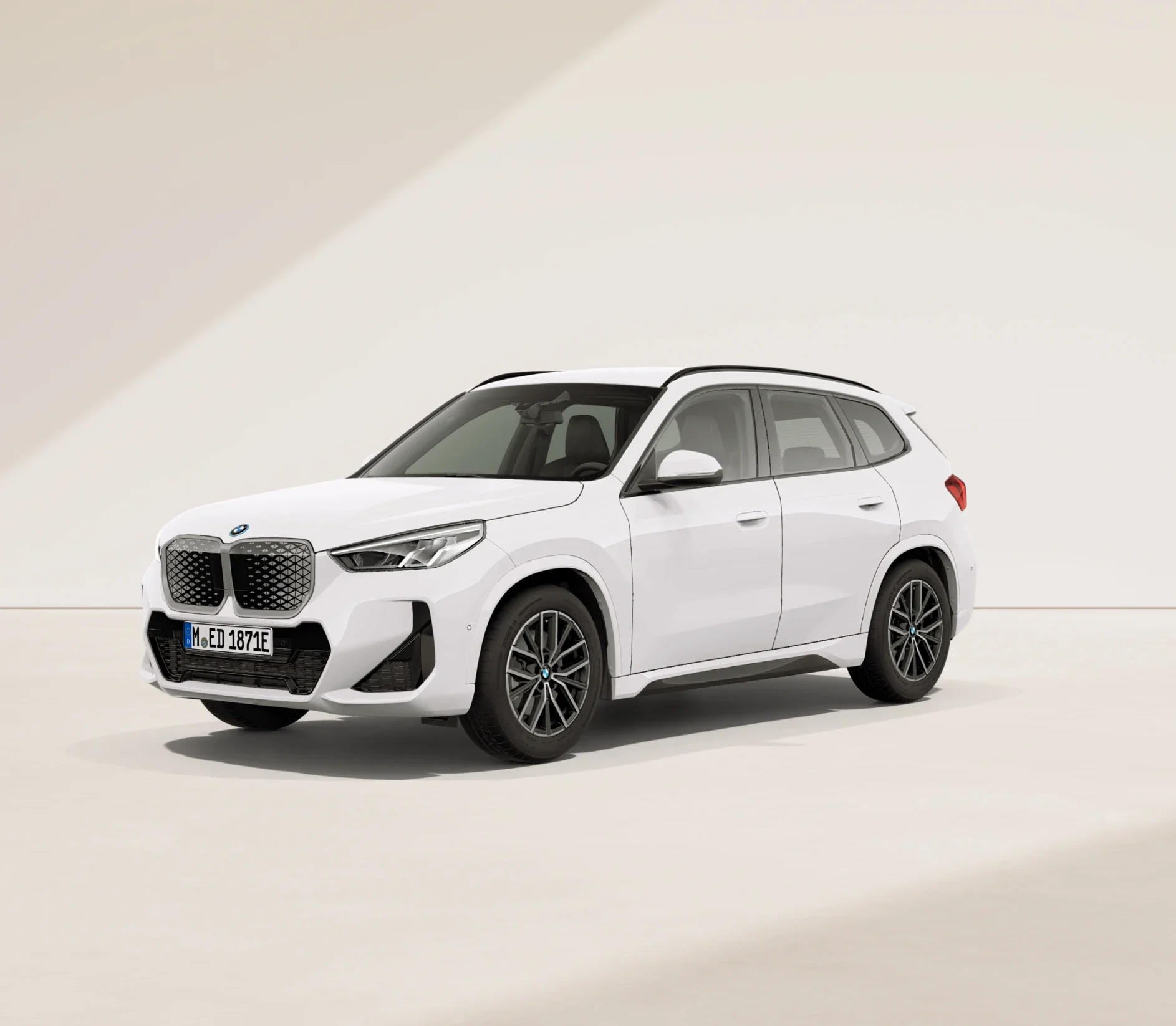 BMW iX1
