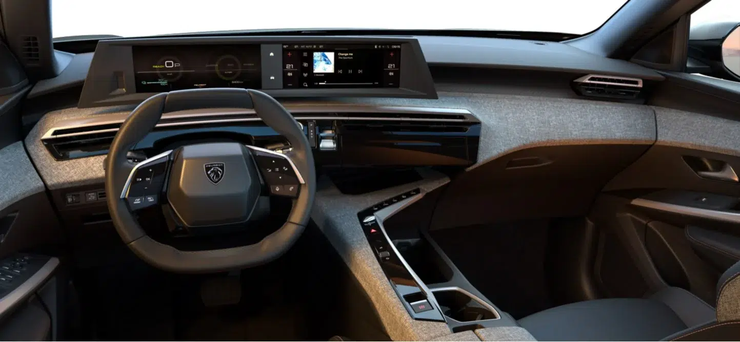 Peugeot E-5008 7 places - intérieur